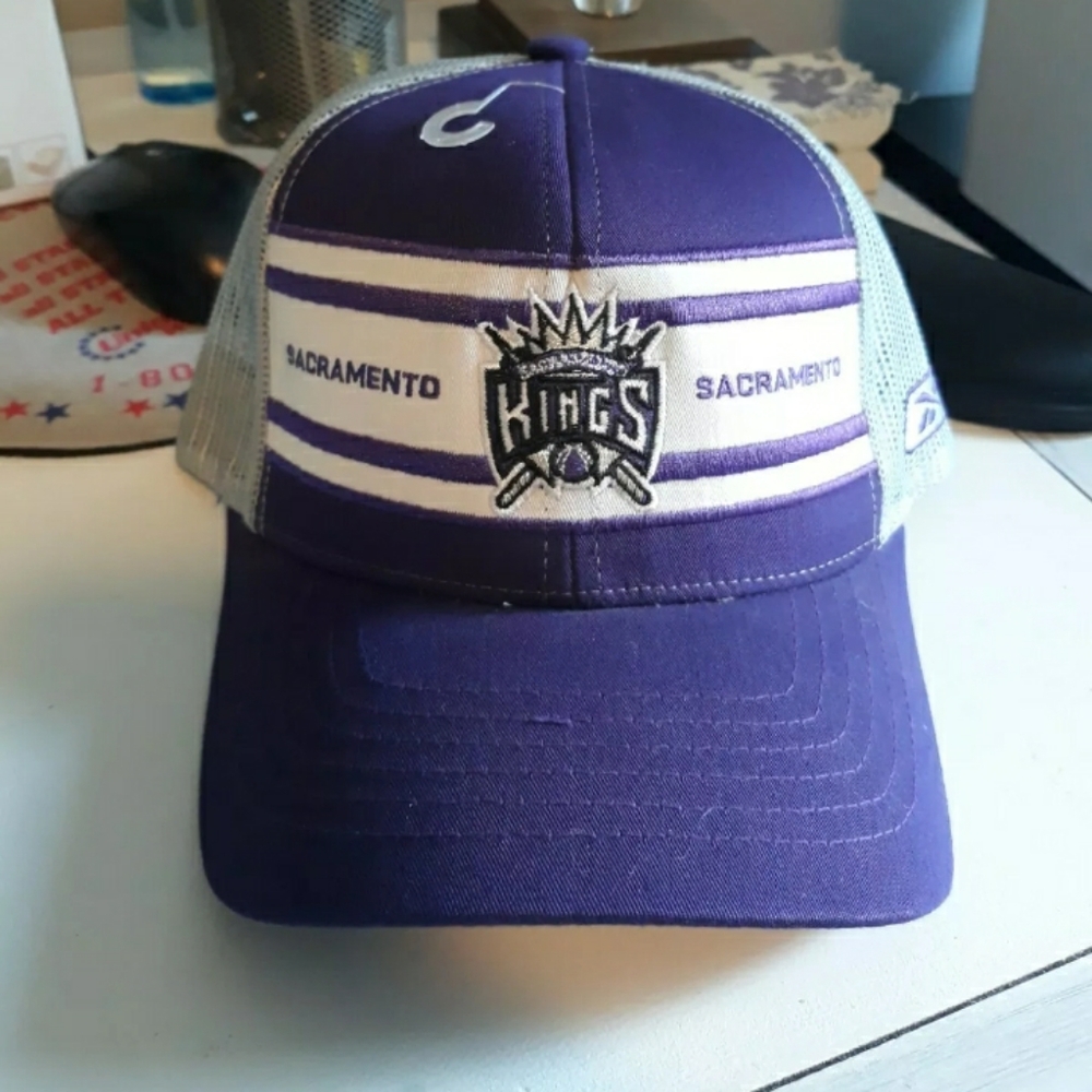 Reebok Sacramento Kings Hat Cap One Size Fits All Purple Silver New